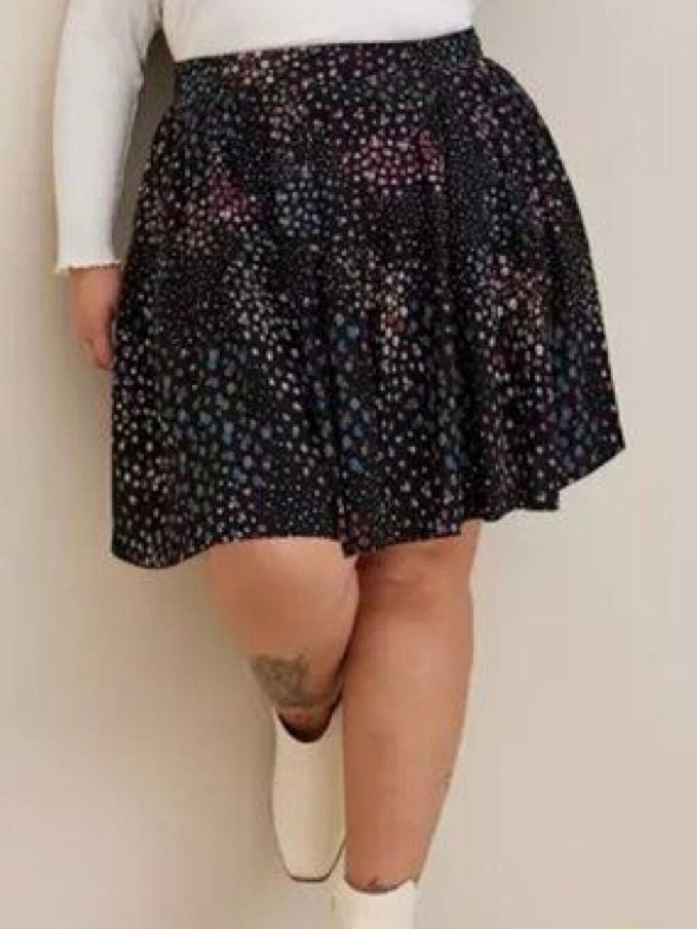Torrid Tiered Skater Mini Skirt Women 6X Black Floral Rayon Smocked Waist